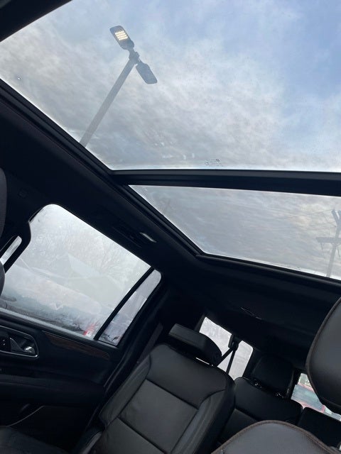 2021 Chevrolet Suburban High Country