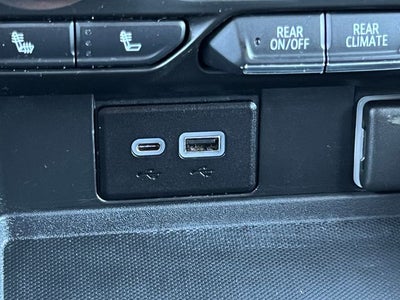 2022 Chevrolet Tahoe 4WD RST