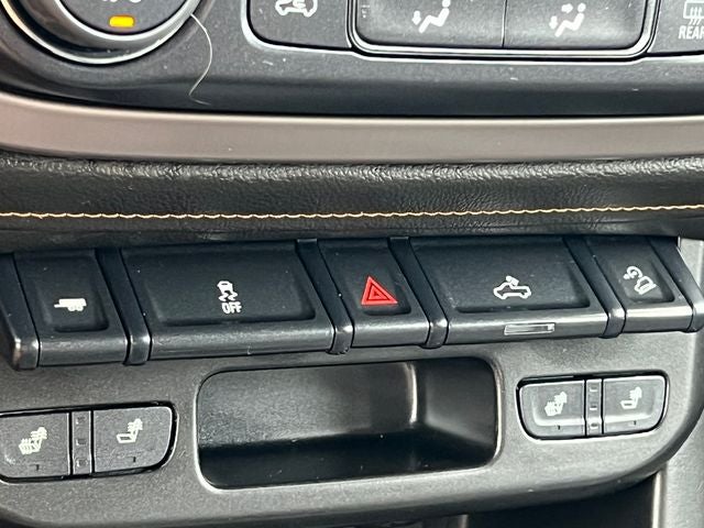 2022 GMC Canyon AT4 w/Cloth