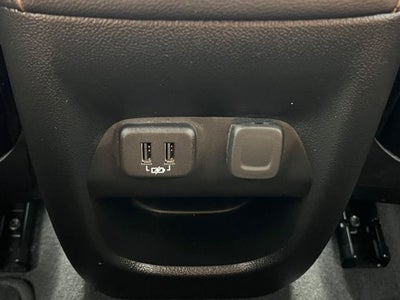 2022 GMC Canyon AT4 w/Cloth