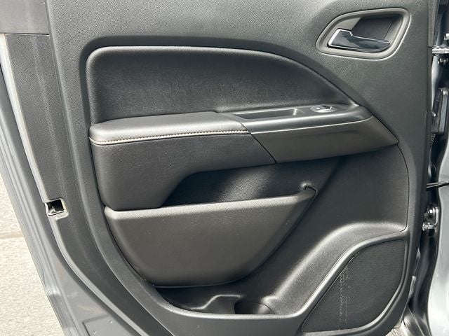 2022 GMC Canyon AT4 w/Cloth