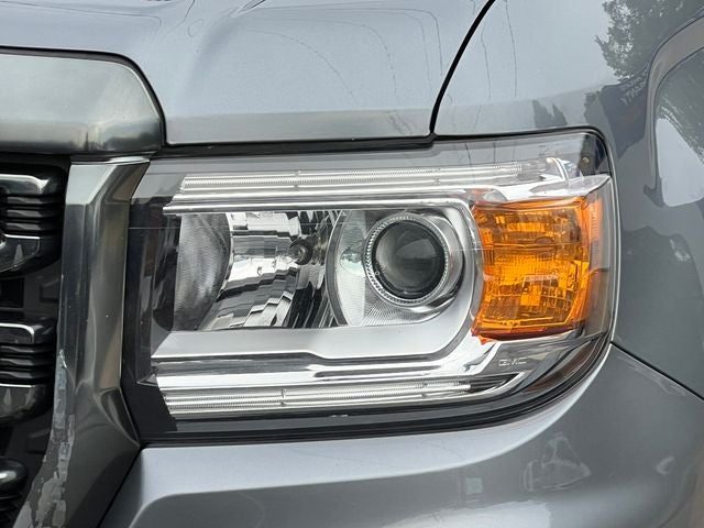 2022 GMC Canyon AT4 w/Cloth