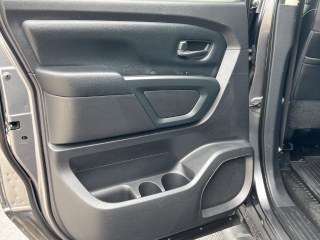 2016 Nissan TITAN XD S Diesel