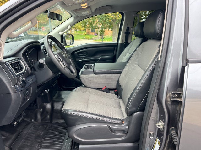 2016 Nissan TITAN XD S Diesel