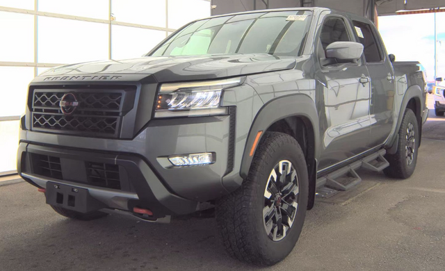 2023 Nissan Frontier Crew Cab PRO-4X 4x4