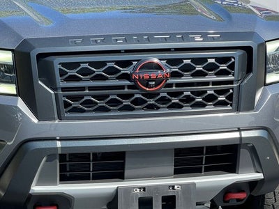 2023 Nissan Frontier Crew Cab PRO-4X 4x4