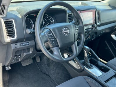 2024 Nissan Frontier Crew Cab SV 4x4