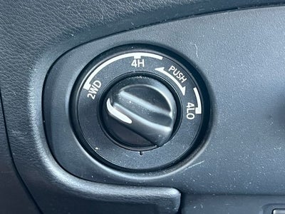 2024 Nissan Frontier Crew Cab SV 4x4