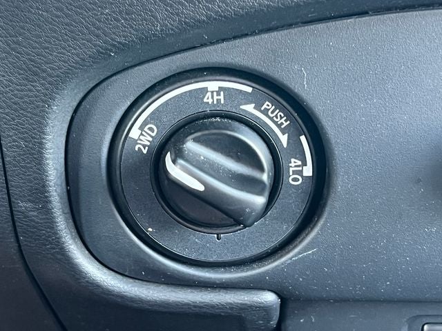 2024 Nissan Frontier Crew Cab SV 4x4