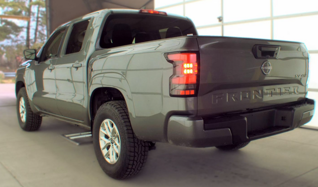 2024 Nissan Frontier Crew Cab SV 4x4