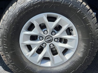 2024 Nissan Frontier Crew Cab SV 4x4