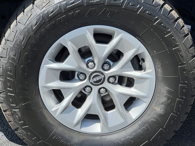 2024 Nissan Frontier Crew Cab SV 4x4