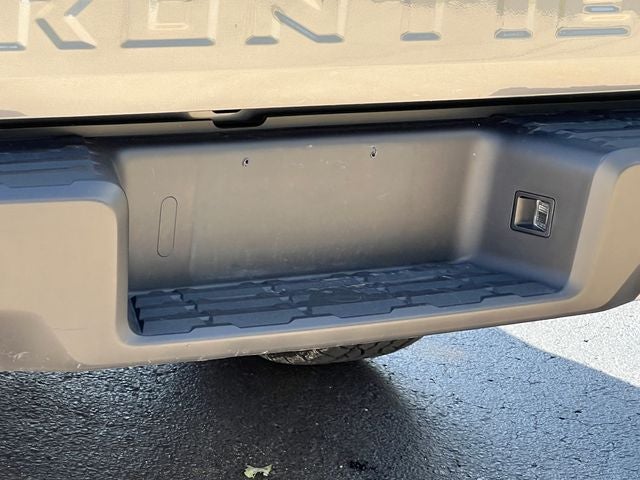 2024 Nissan Frontier Crew Cab SV 4x4