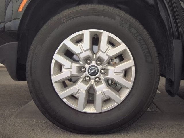2023 Nissan Frontier Crew Cab SV 4x4
