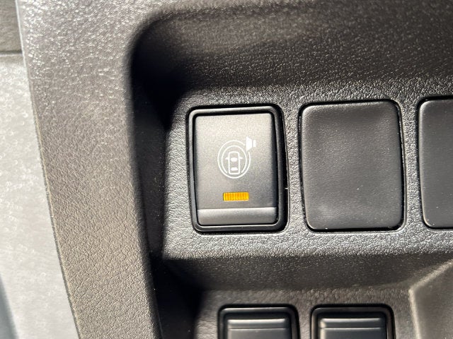 2023 Nissan Frontier Crew Cab SV 4x4