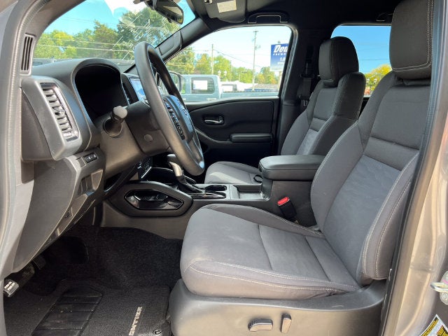 2023 Nissan Frontier Crew Cab SV 4x4