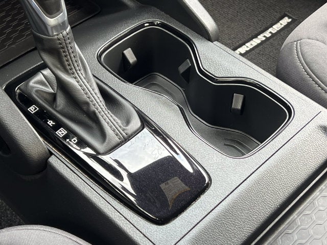2023 Nissan Frontier Crew Cab SV 4x4