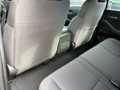 2023 Nissan Frontier Crew Cab SV 4x4