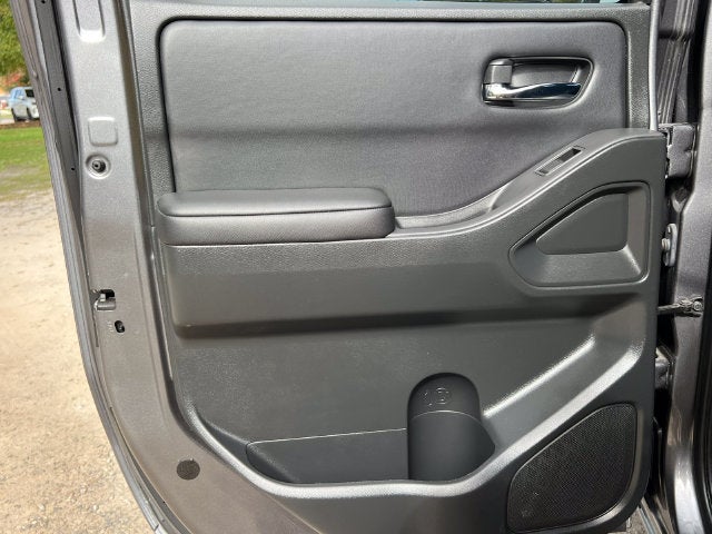 2023 Nissan Frontier Crew Cab SV 4x4
