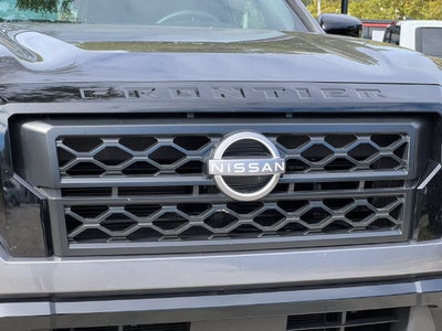 2023 Nissan Frontier Crew Cab SV 4x4