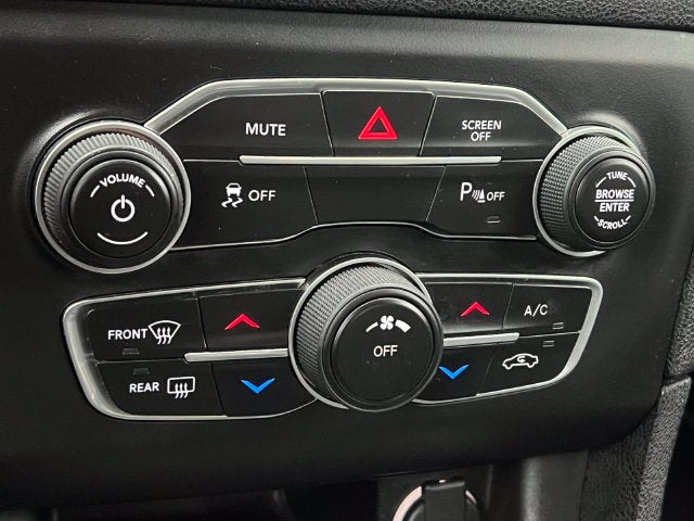 2020 Dodge Charger SXT RWD
