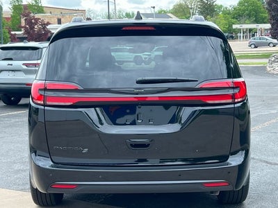 2026 Chrysler Pacifica PACIFICA SELECT