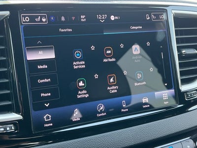 2025 Chrysler Pacifica Select