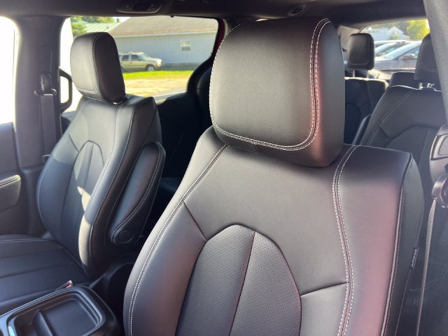 2027 Chrysler Pacifica PACIFICA SELECT