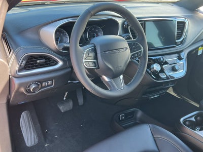 2027 Chrysler Pacifica PACIFICA SELECT