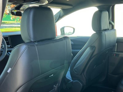 2027 Chrysler Pacifica PACIFICA SELECT