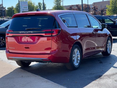 2027 Chrysler Pacifica PACIFICA SELECT