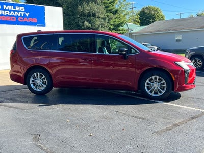 2027 Chrysler Pacifica PACIFICA SELECT