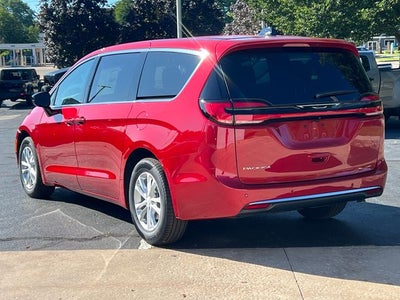 2027 Chrysler Pacifica PACIFICA SELECT