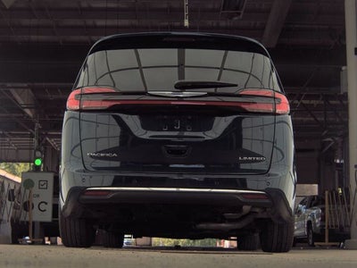 2024 Chrysler Pacifica Limited