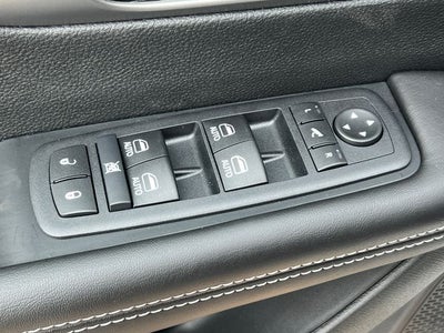 2027 Chrysler Pacifica PACIFICA LIMITED