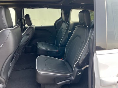 2027 Chrysler Pacifica PACIFICA LIMITED