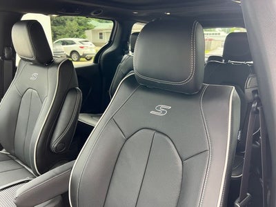 2027 Chrysler Pacifica PACIFICA LIMITED