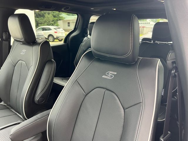 2027 Chrysler Pacifica PACIFICA LIMITED