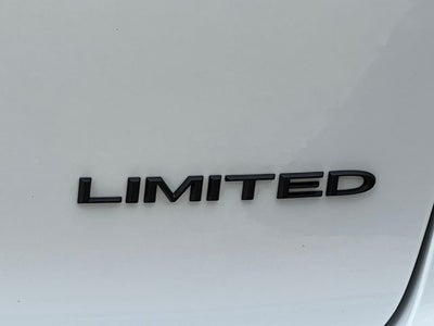2027 Chrysler Pacifica PACIFICA LIMITED