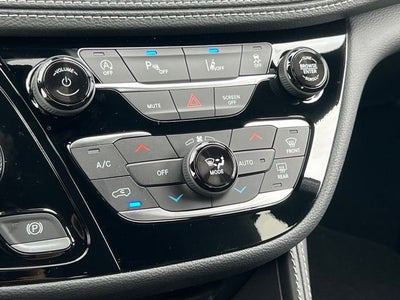 2027 Chrysler Pacifica PACIFICA LIMITED