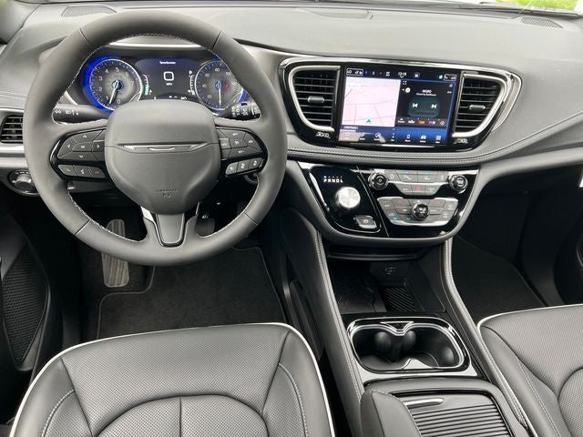2027 Chrysler Pacifica PACIFICA LIMITED