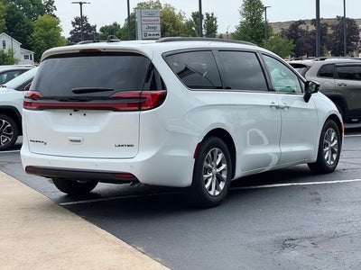 2027 Chrysler Pacifica PACIFICA LIMITED