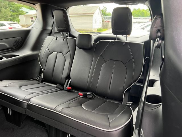 2027 Chrysler Pacifica PACIFICA LIMITED