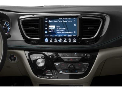 2018 Chrysler Pacifica Hybrid Limited