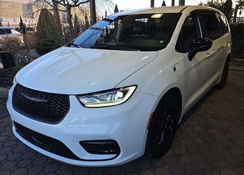 2024 Chrysler Pacifica Hybrid S Appearance Pkg