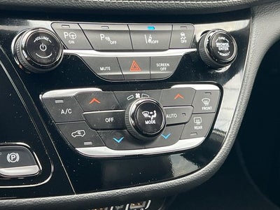 2024 Chrysler Pacifica Hybrid S Appearance Pkg