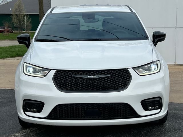 2024 Chrysler Pacifica Hybrid S Appearance Pkg