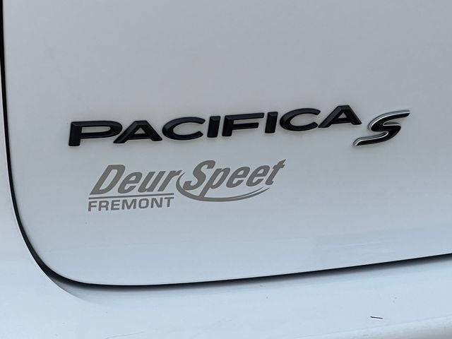 2024 Chrysler Pacifica Hybrid S Appearance Pkg
