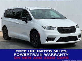 2024 Chrysler Pacifica Hybrid S Appearance Pkg