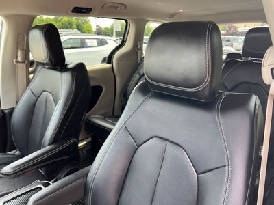 2024 Chrysler Pacifica Touring L AWD